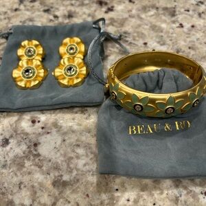 Beau&Ro Matching Earring and Bracelet Set. Brand New.